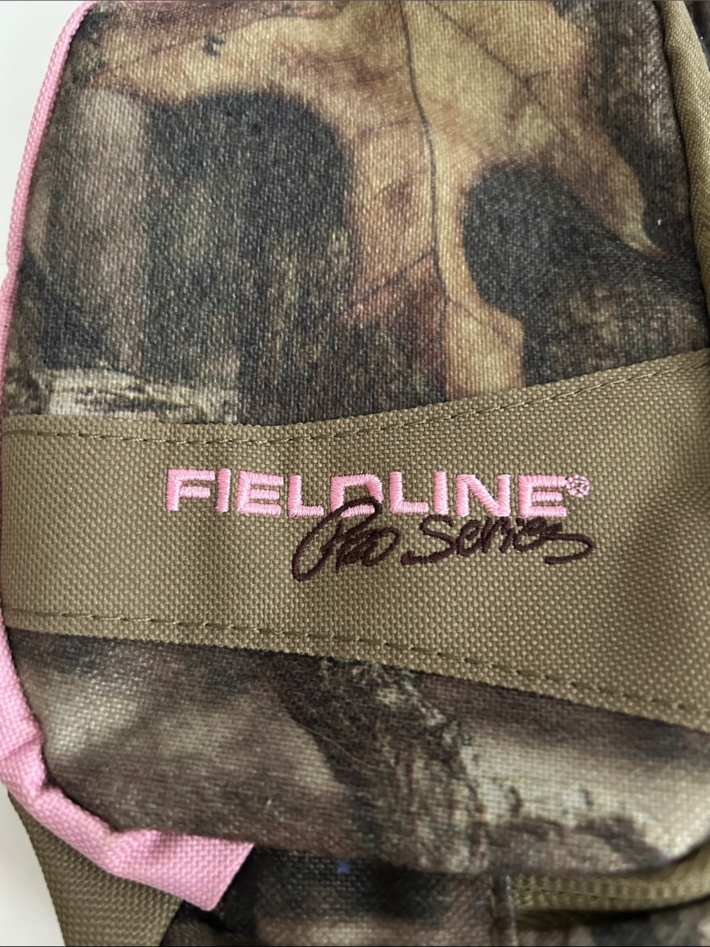 Fieldline Pro Series Camo Pouch Pink Fanny Pack Crossbody Outdoor Hiking NWOT - Picture 3 of 13